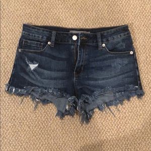 Frayed jean shorts